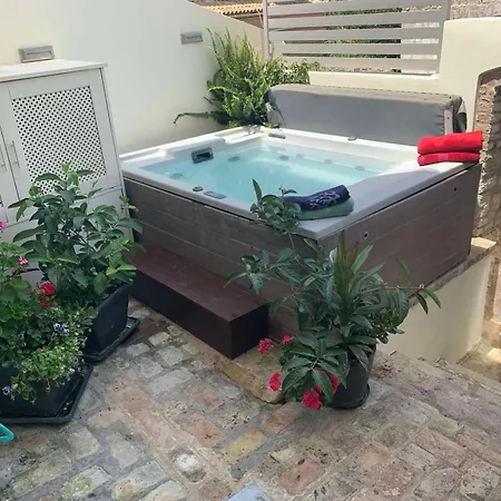 Anemomilos Jacuzzi Casa de Férias