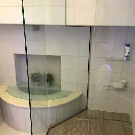 Anemomilos Jacuzzi Corfu (city)