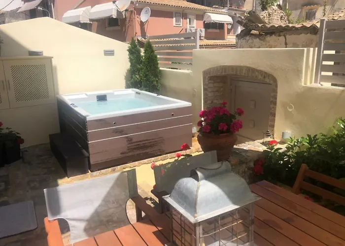 Anemomilos Jacuzzi Vakantiehuis Corfu (city)