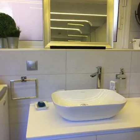 Anemomilos Jacuzzi Holiday home Corfu (city)