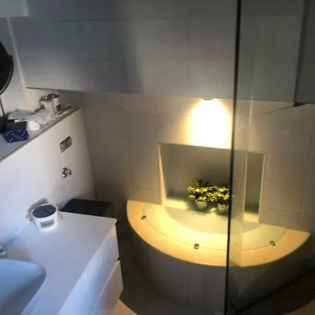 Holiday home Anemomilos Jacuzzi *